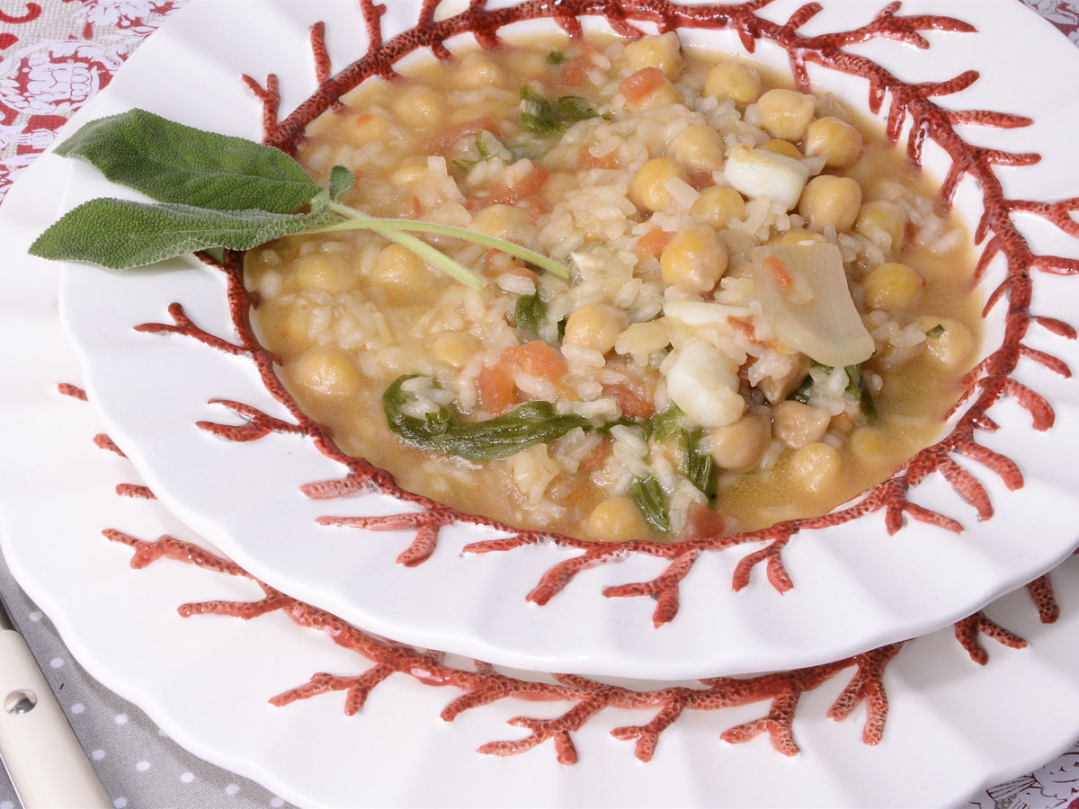 Potaje de garbanzos con arroz, calamares y pencas de acelga - Iñigo Pérez  Urrechu - Receta - Canal Cocina
