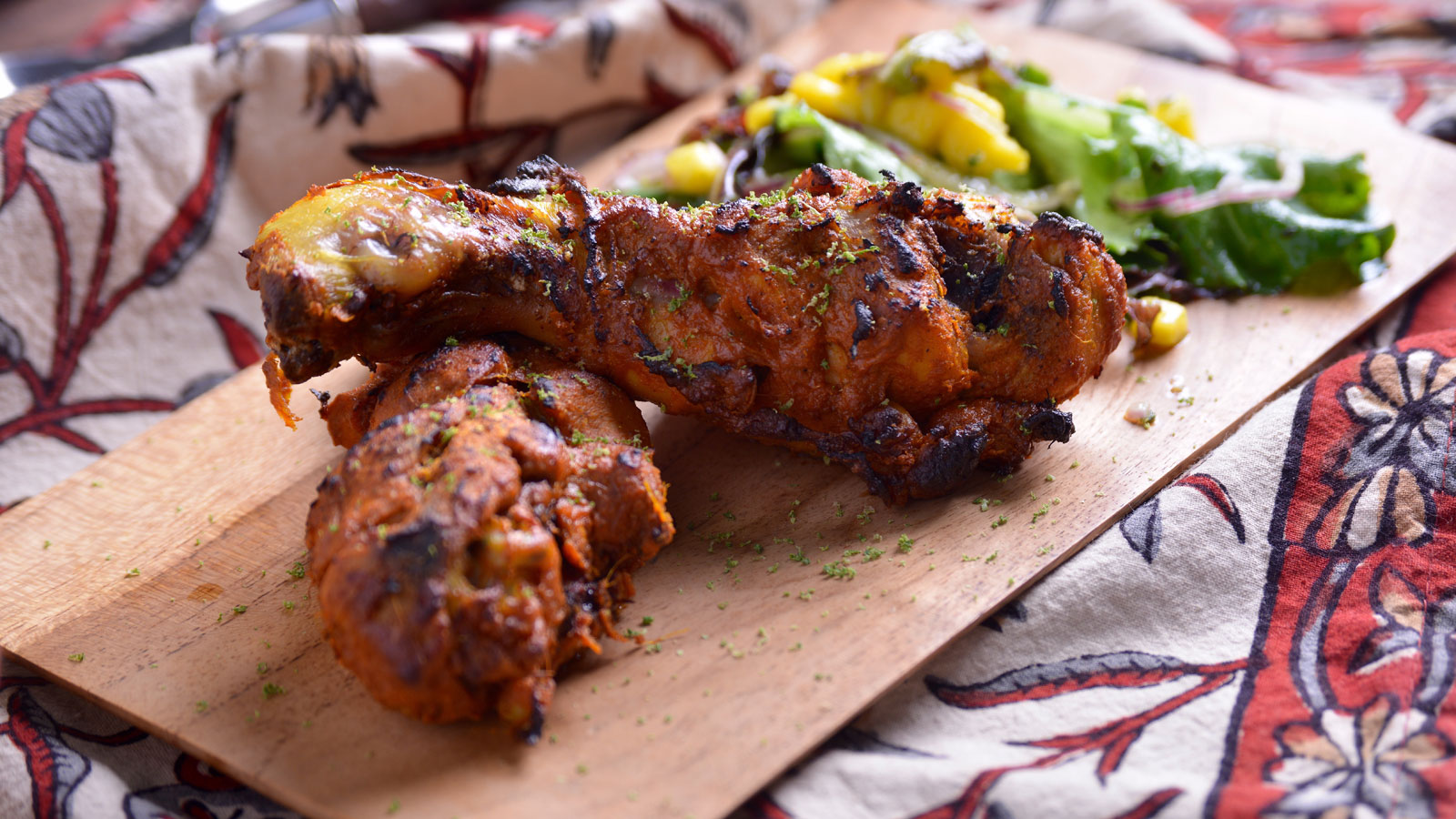 Pollo al horno marinado en especias (Tandoori chicken) - Ivan Surinder -  Receta - Canal Cocina