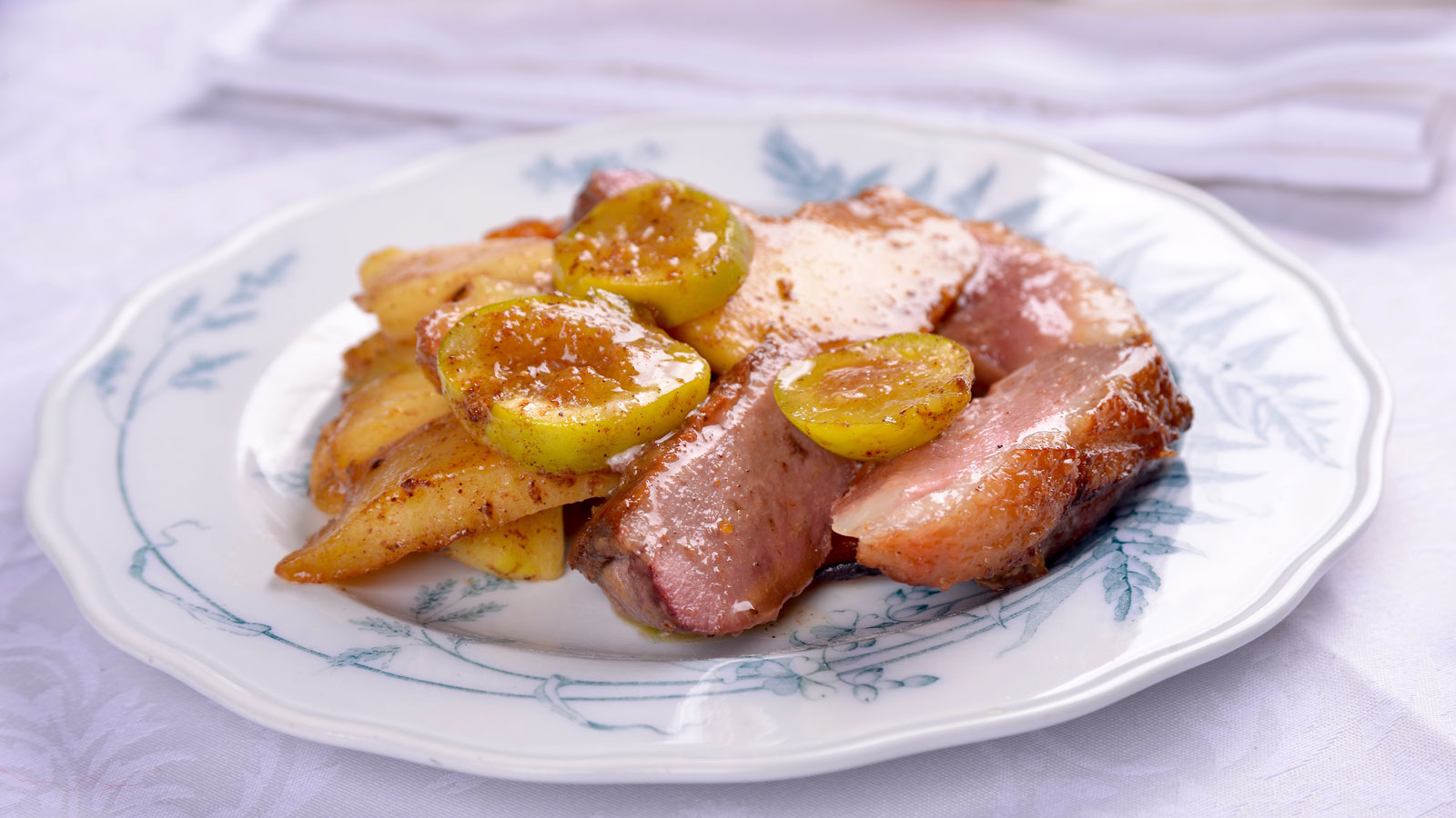 Magret de pato relleno de foie gras - Elena Aymerich - Receta - Canal Cocina