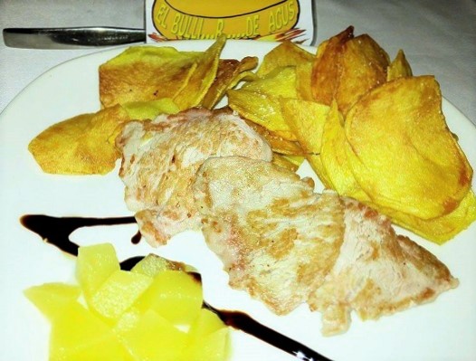 Lomo de cerdo con manzana y patatas chips - - Receta - Canal Cocina