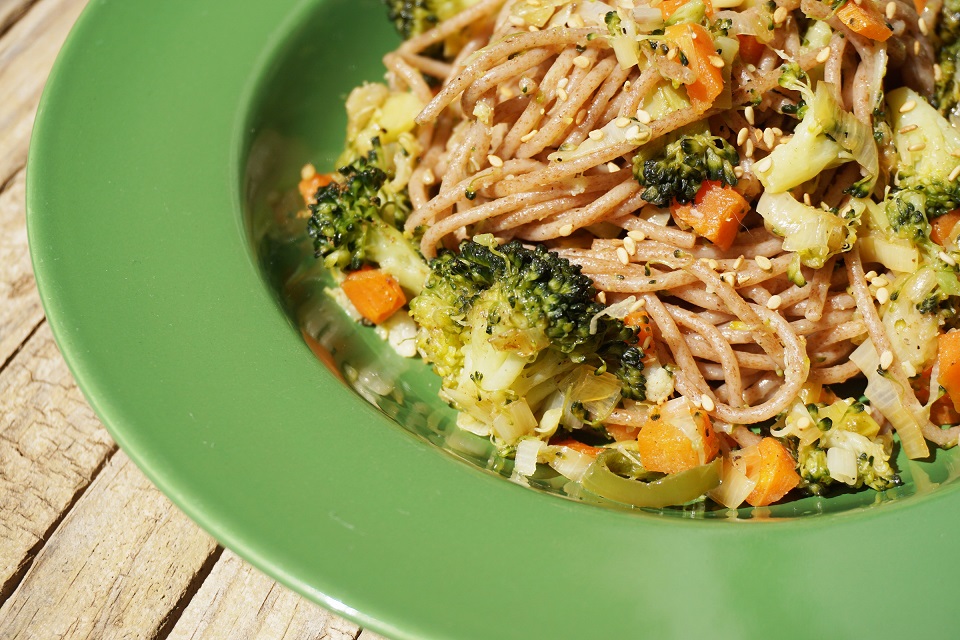 Spaghetti con brócoli y garam masala - - Receta - Canal Cocina